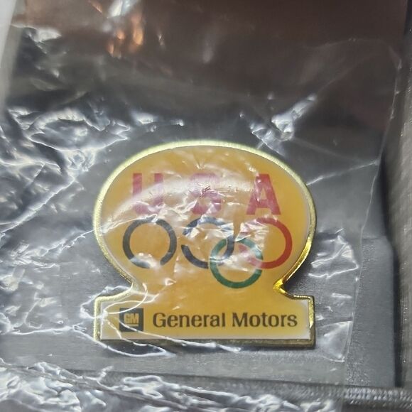 General Motors USA Olympic Pin